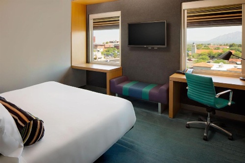 Aloft Tucson University image 22